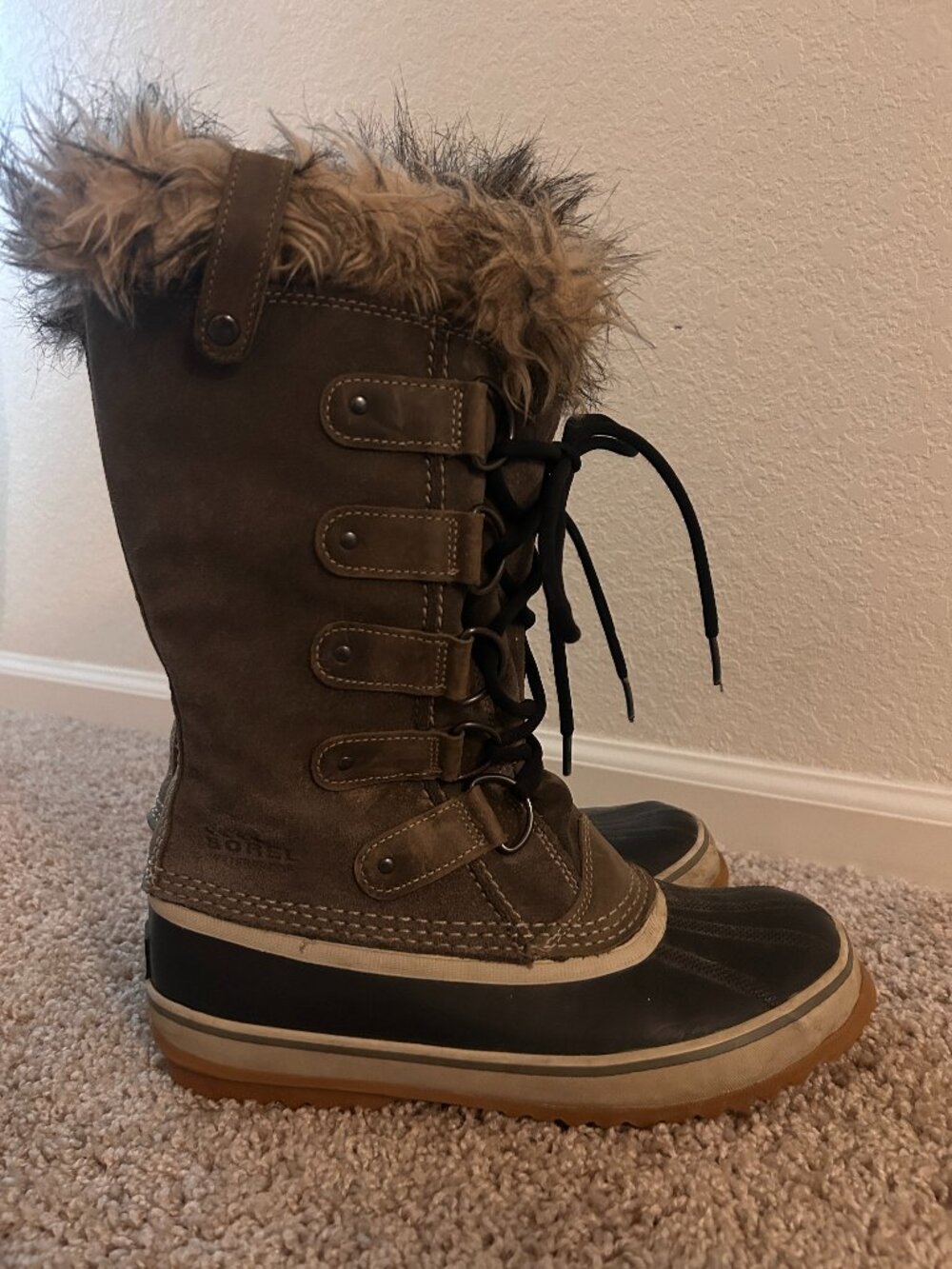Sorel Joan of Arctic Women’s Winter Snow Boots Size 9